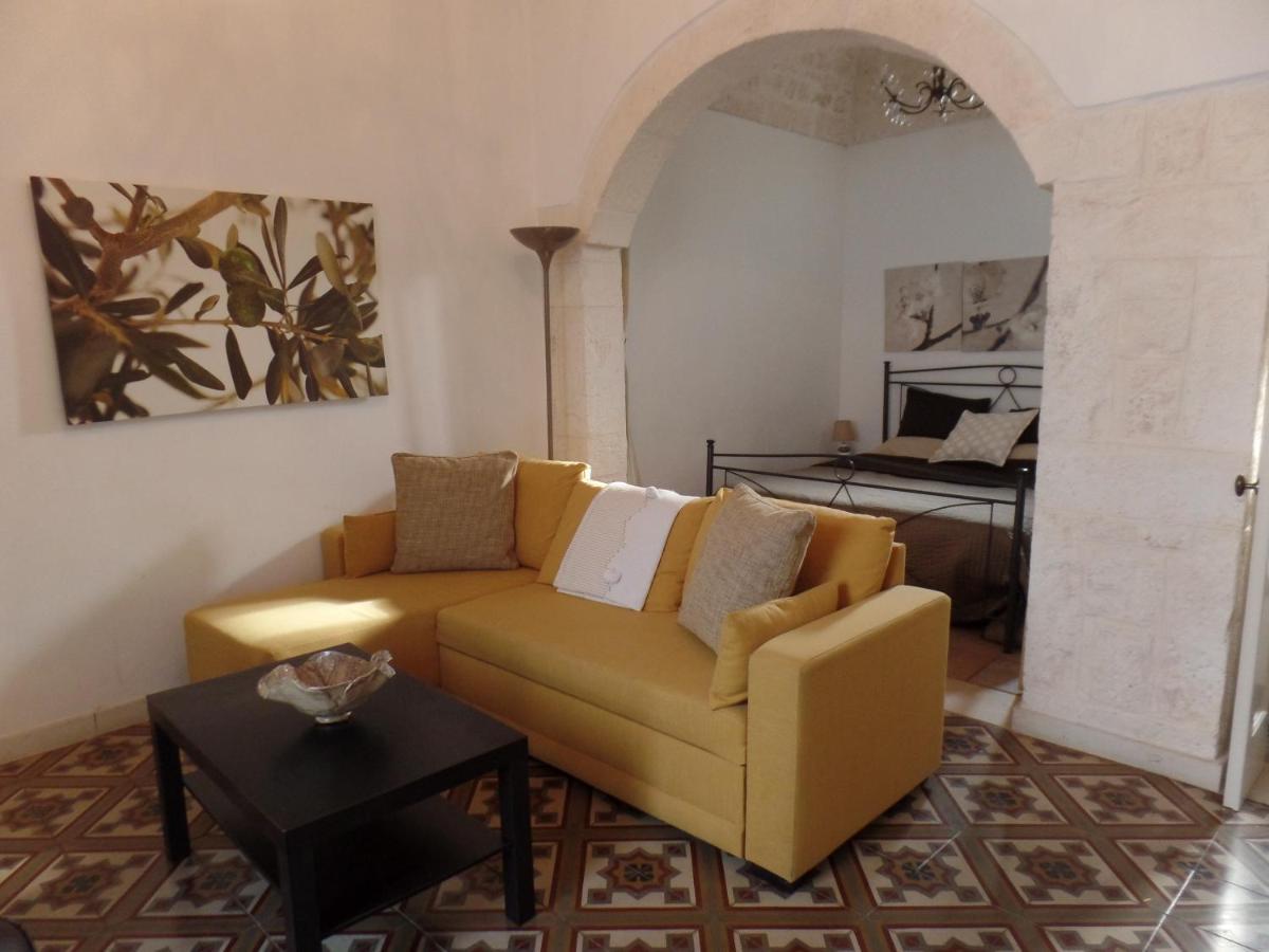 Casa Josephina - Three Level Stone Home With Balcony, 2 Roof Terraces & Sea Views Ostuni Ngoại thất bức ảnh